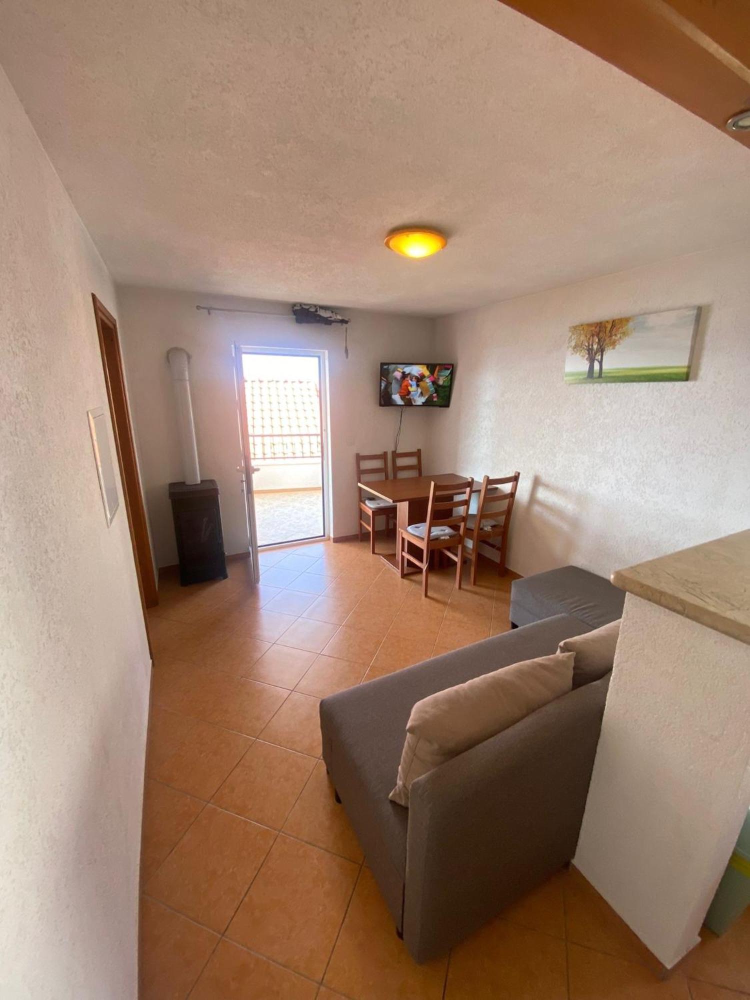 Seaside Secluded Apartments Cove Tvrdni Dolac, Hvar - 12655 Gdinj Pokoj fotografie